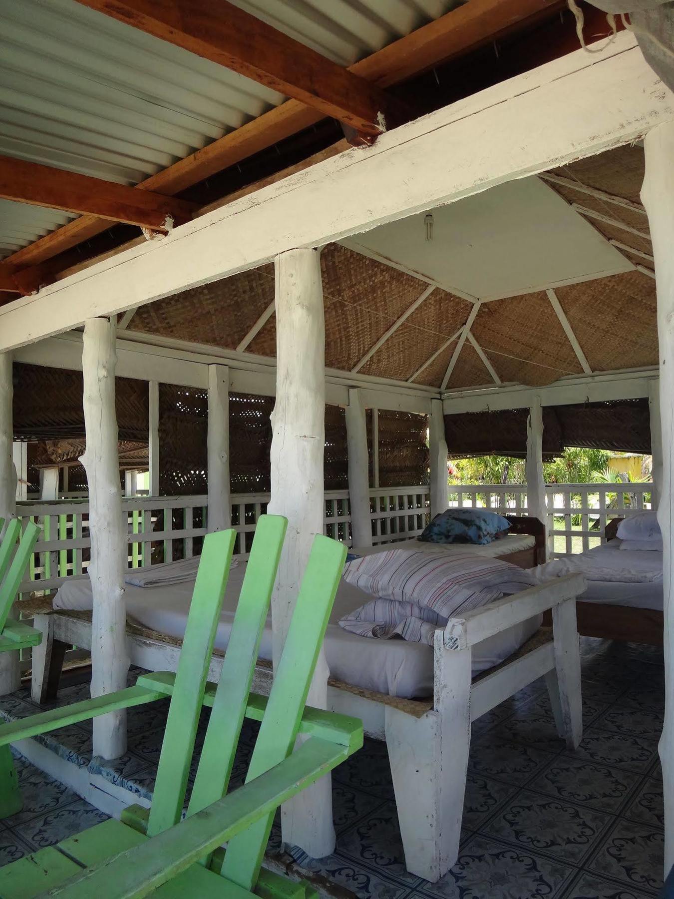 Tailua Beach Fales Manase Bagian luar foto