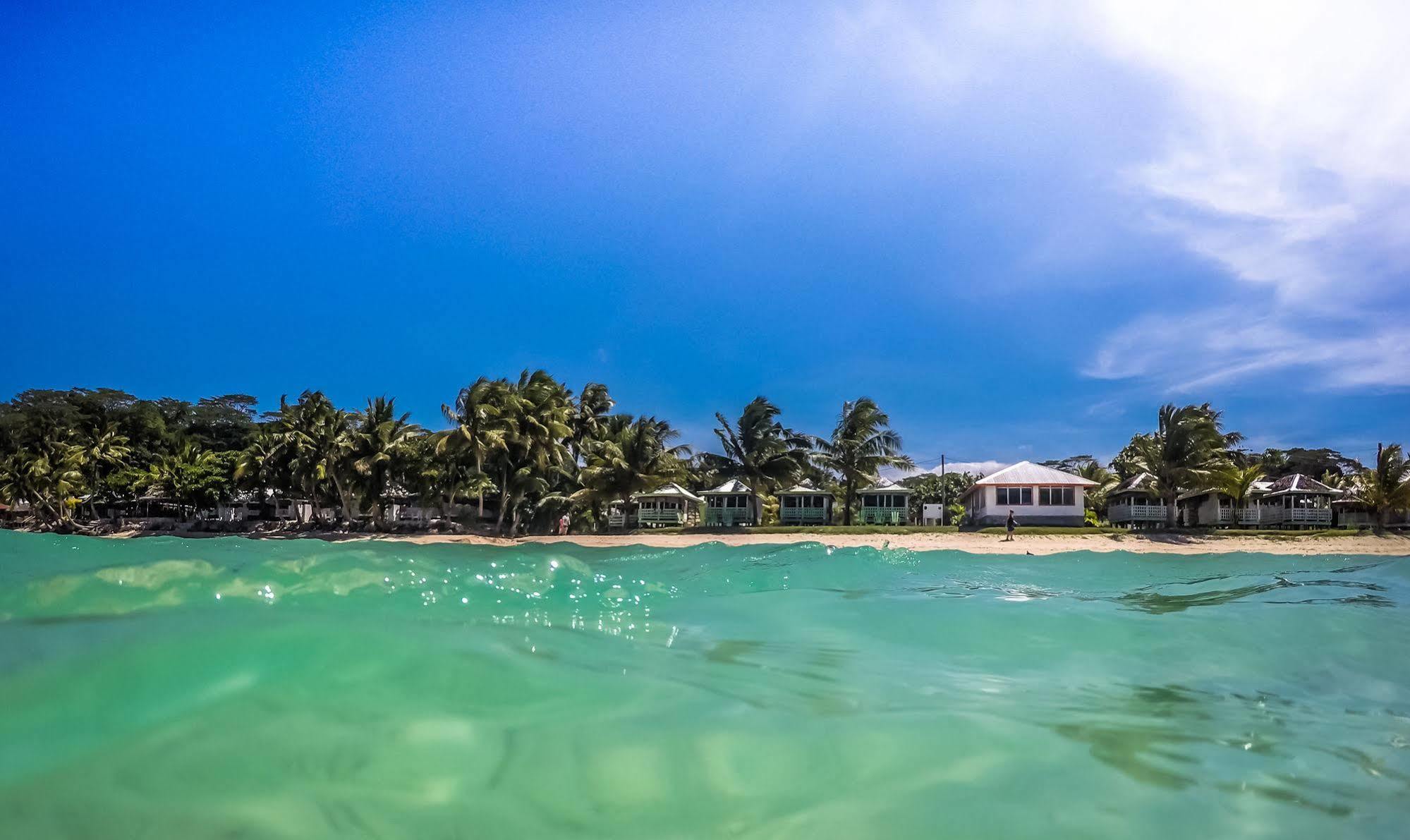 Tailua Beach Fales Manase Bagian luar foto