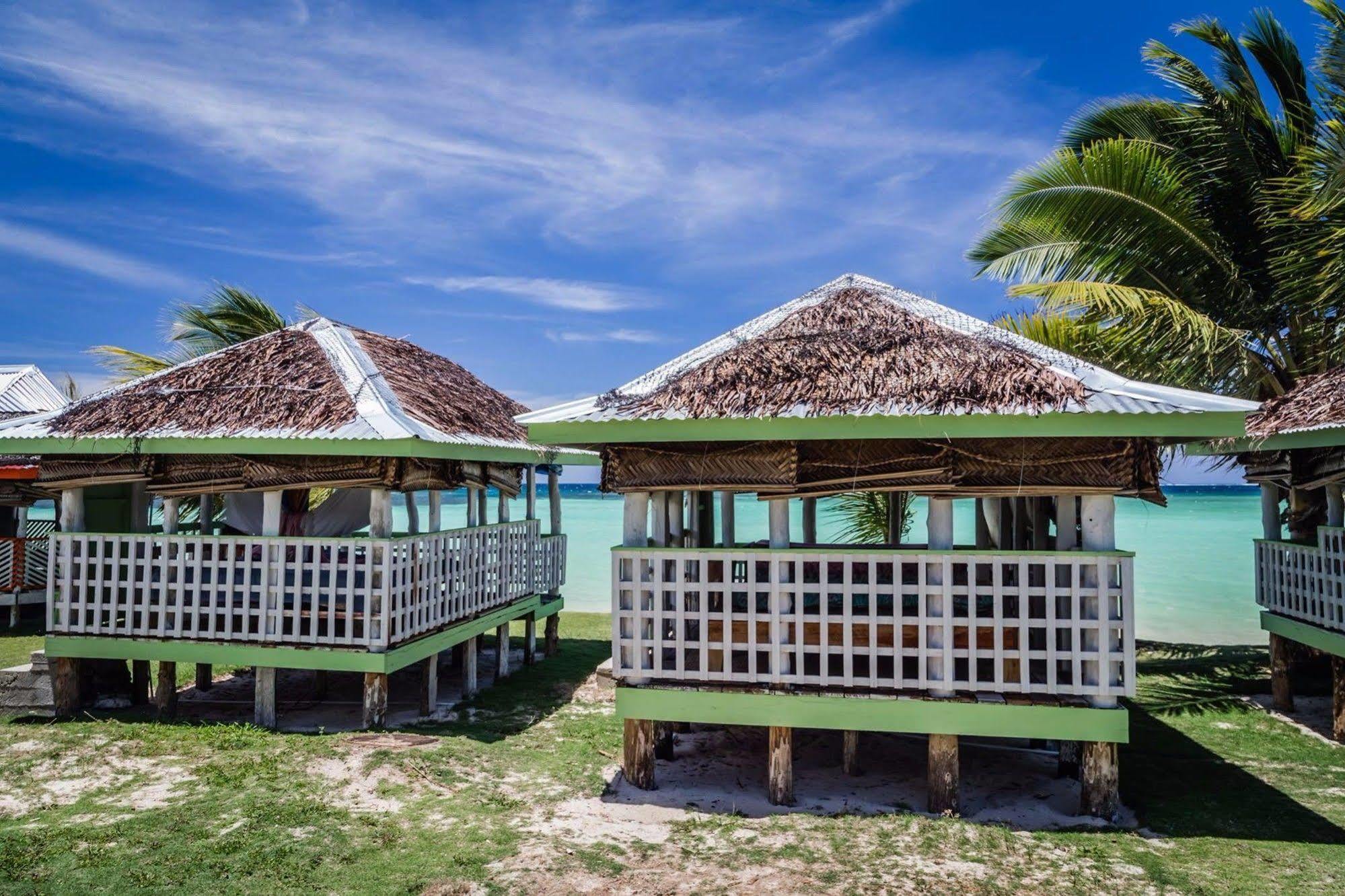 Tailua Beach Fales Manase Bagian luar foto